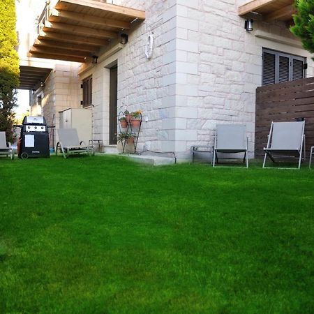 Villa Sirocos 斯塔罗斯 外观 照片